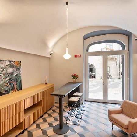 Palazzo Calo Aparthotel Bari Exteriör bild