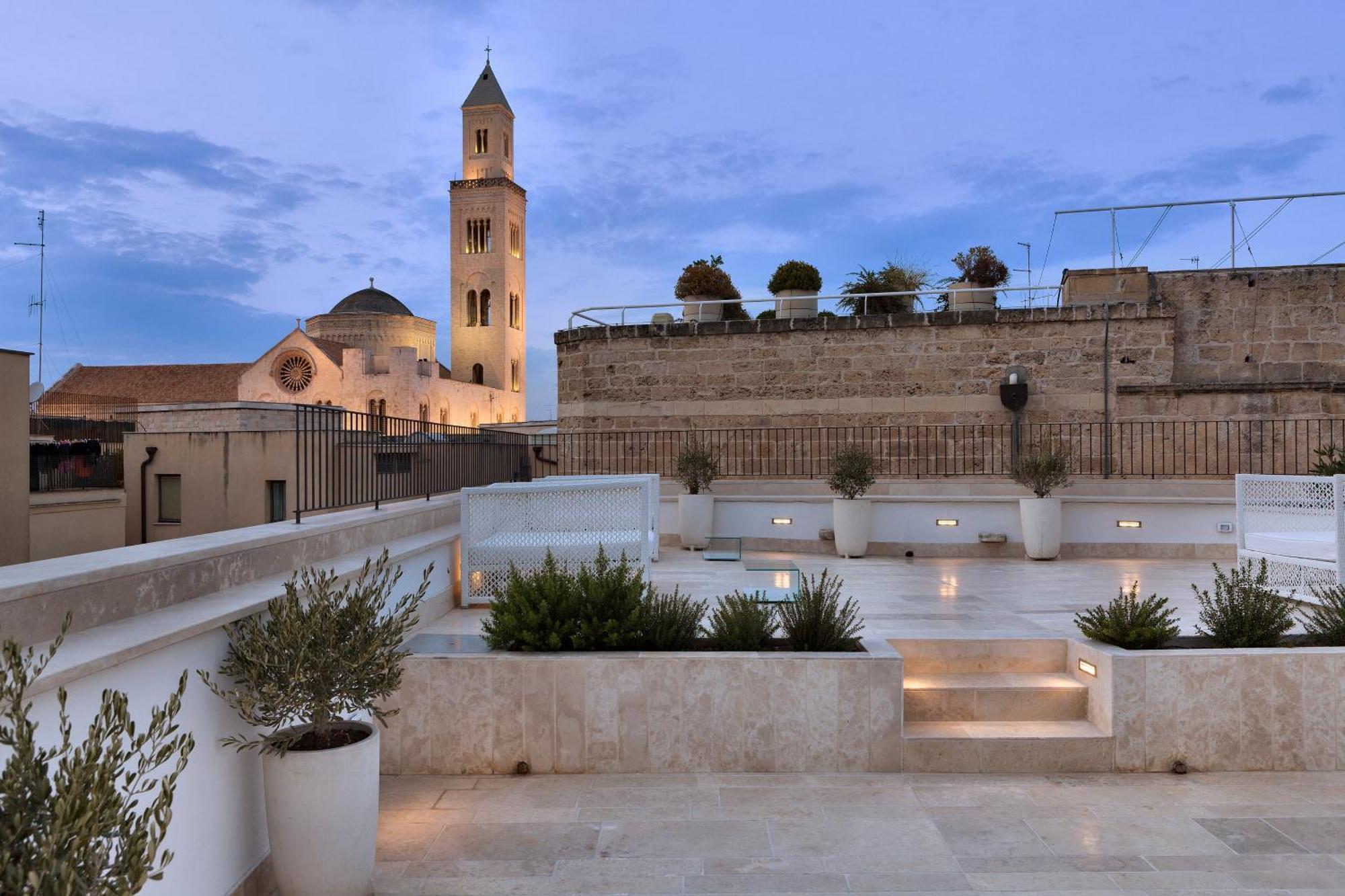Palazzo Calo Aparthotel Bari Exteriör bild