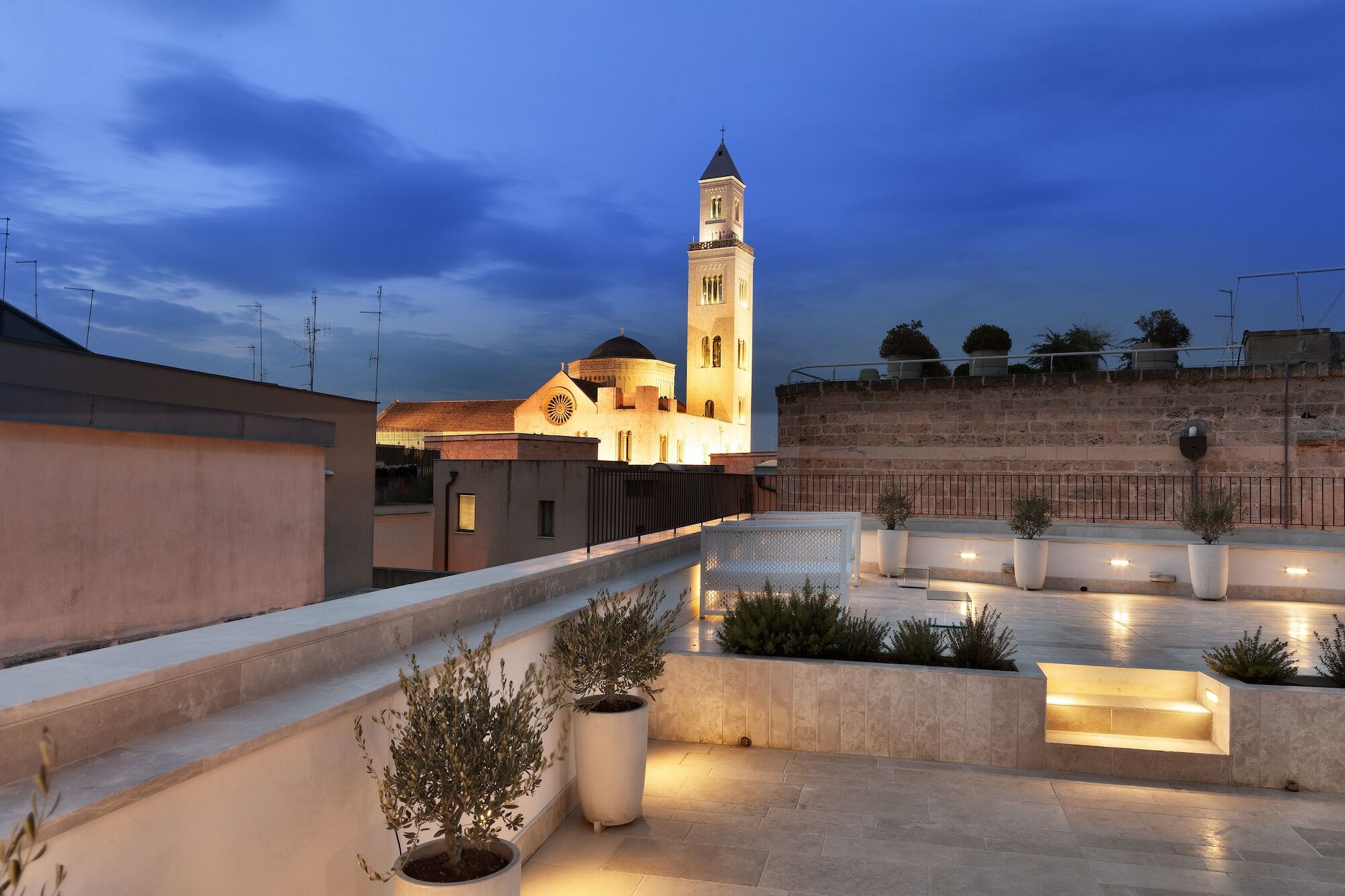 Palazzo Calo Aparthotel Bari Exteriör bild